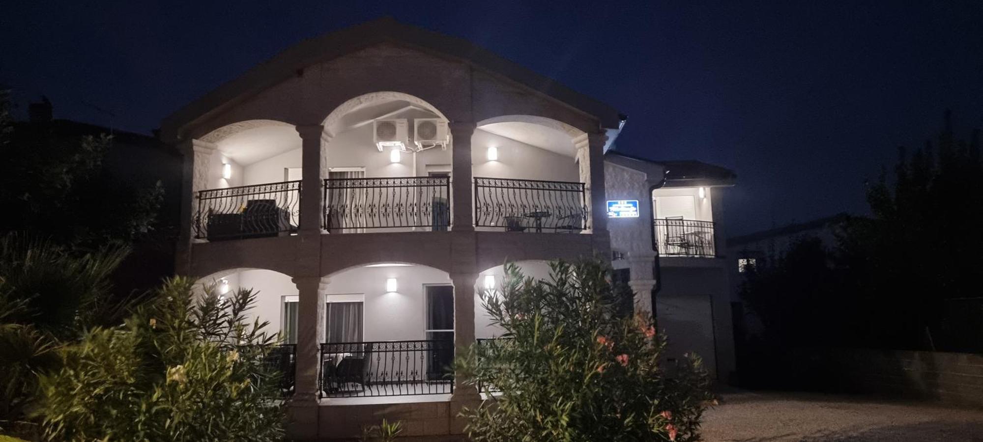 Villa Marija วีร์ ภายนอก รูปภาพ