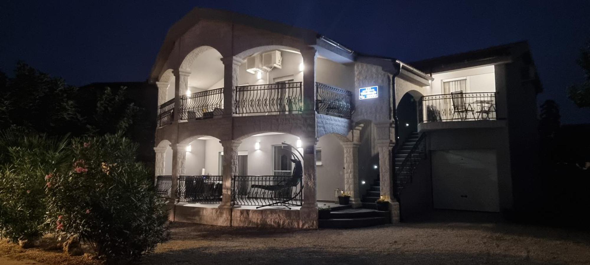Villa Marija วีร์ ภายนอก รูปภาพ